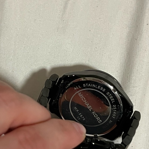 Michael Kors womens everest chronograph
MK-5879 - Picture 3 of 3